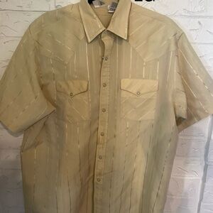 Men's Short-Sleeve Button-Up Shirt in Light Beige